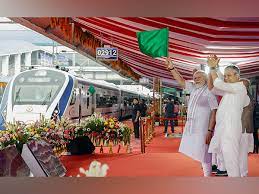 Vande Bharat Express Launch Live Updates: PM Modi flags off five Vande Bharat Express trains from Bhopal